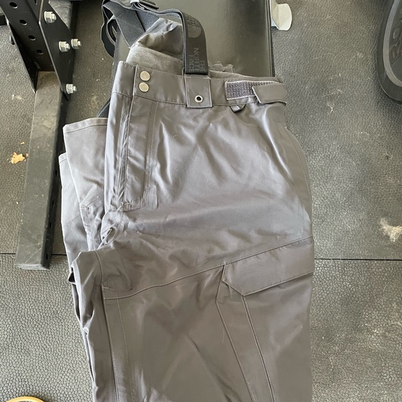 Northface Mountain Cargo Pant